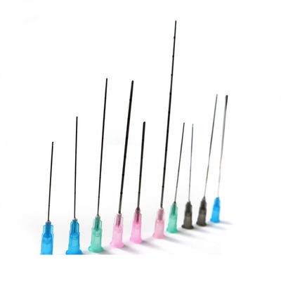 Microcannula monouso ipodermica con ago a punta contundente e flessibile